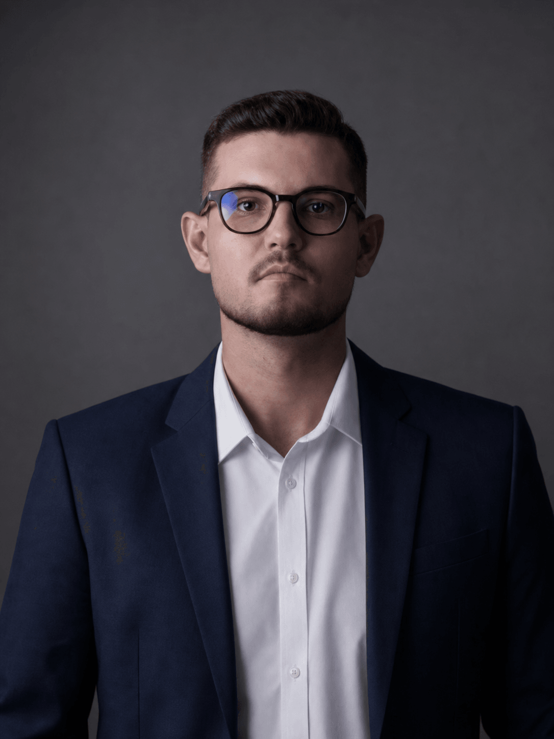 Dr. Juraci Nunes em ambiente profissional