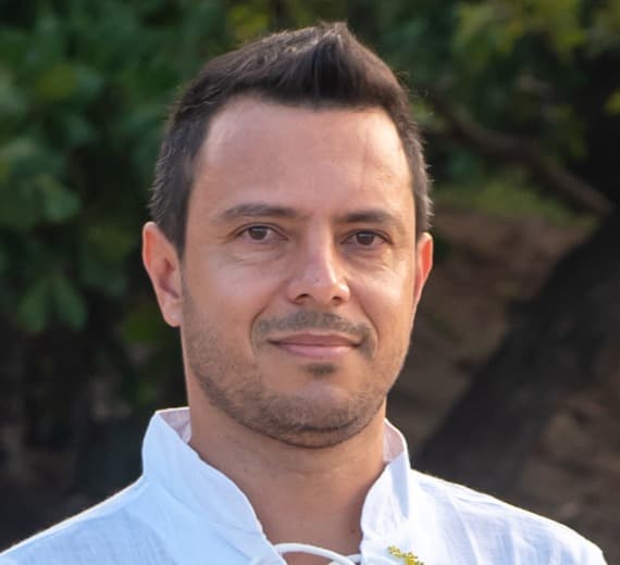 Breno — Diretor Geral — Arujá